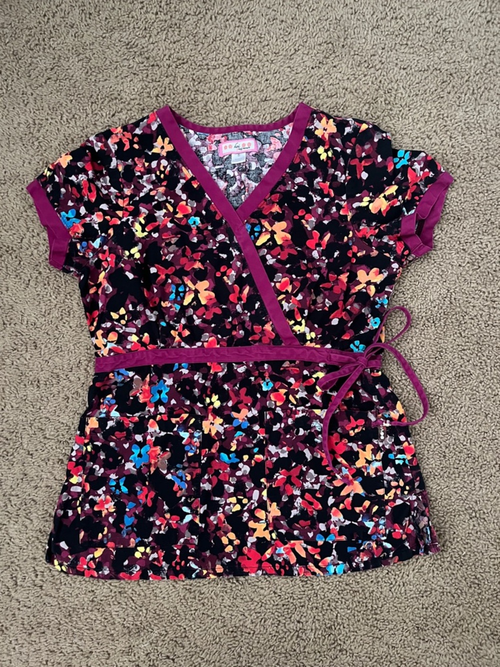 Koi by Kathy Peterson Floral Wrap Scrub Top Size S